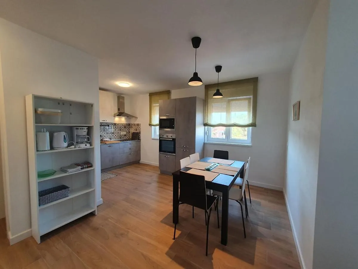 House Lucija Family Apartments For Max 6 Persons With Pool In Poreč 0*,