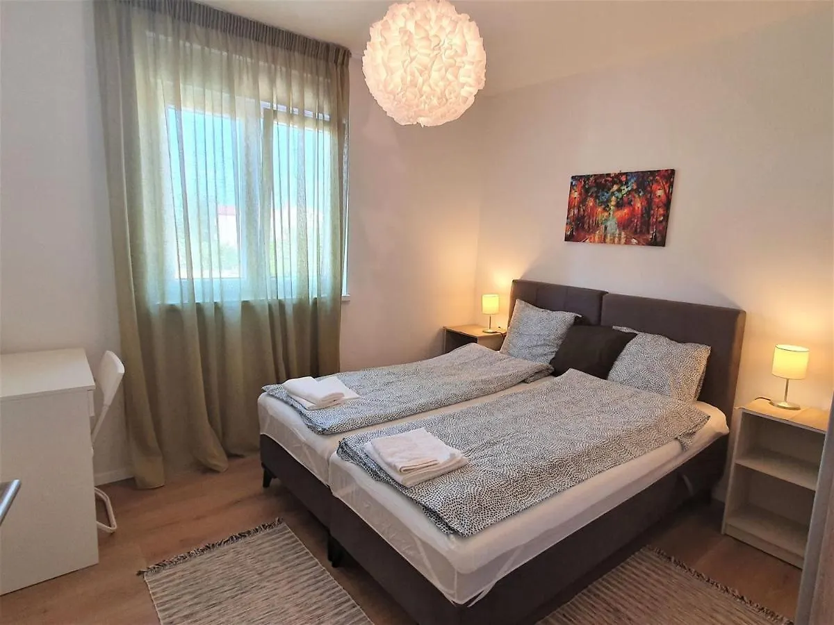 House Lucija Family Apartments For Max 6 Persons With Pool In Poreč Pensionat