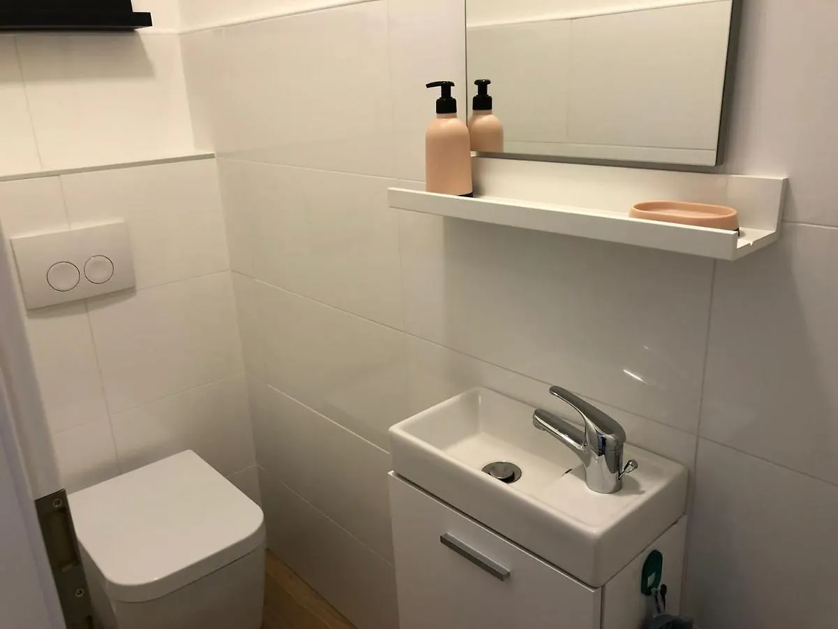 Pensionat House Lucija Family Apartments For Max 6 Persons With Pool In Poreč