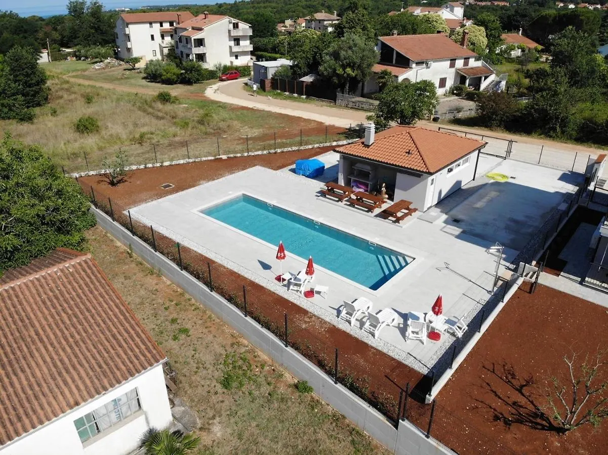 House Lucija Family Apartments For Max 6 Persons With Pool In Poreč Chorvatsko