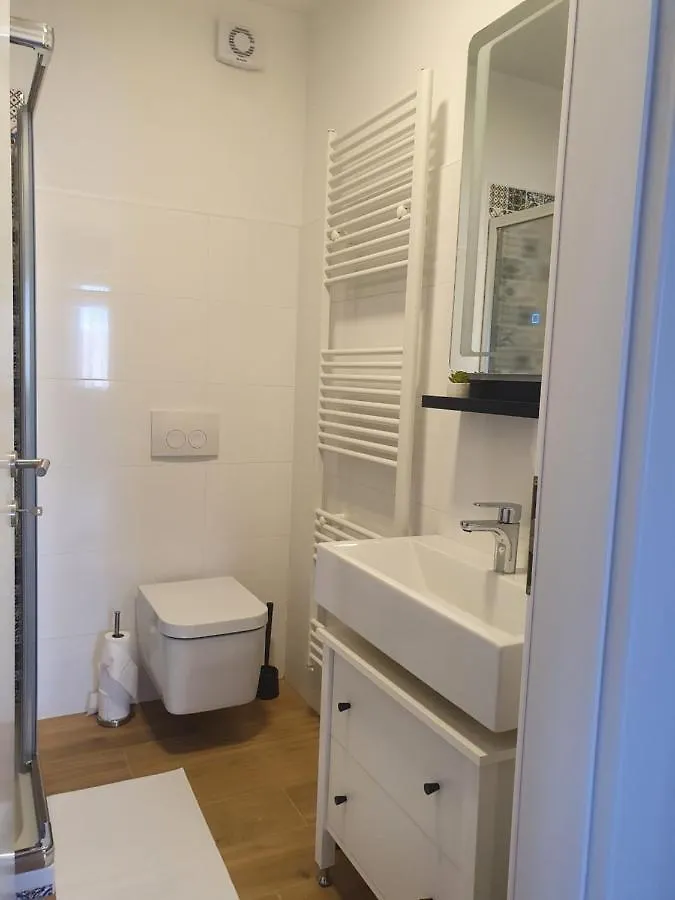House Lucija Family Apartments For Max 6 Persons With Pool In Poreč Penzion